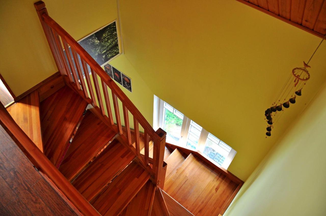 Guesthouse Leiputrija อาดาชิ ภายนอก รูปภาพ