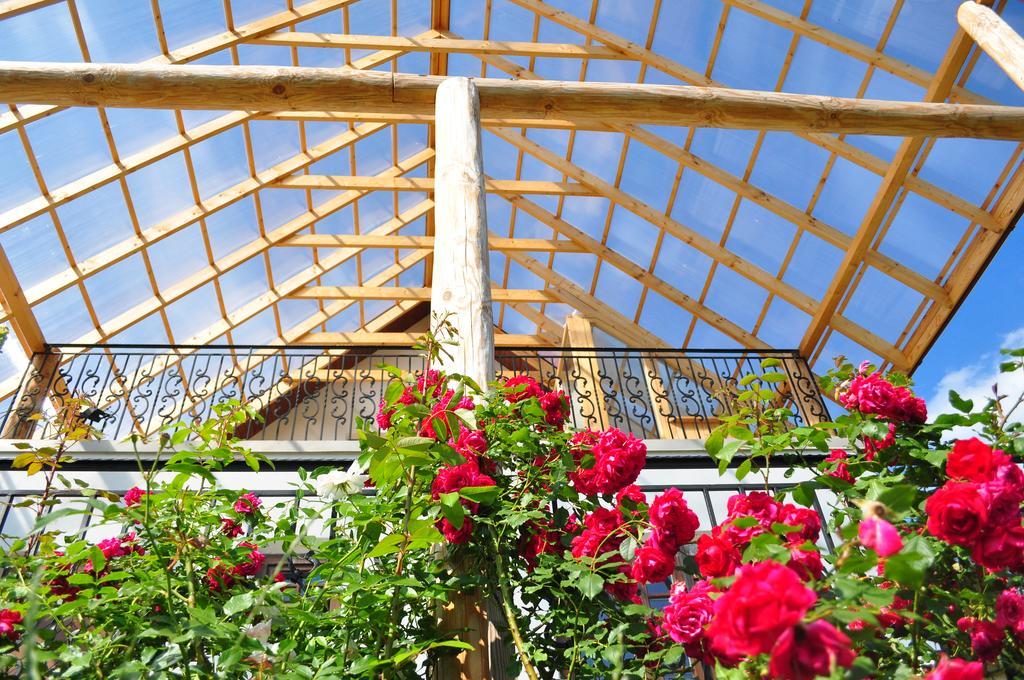 Guesthouse Leiputrija อาดาชิ ภายนอก รูปภาพ